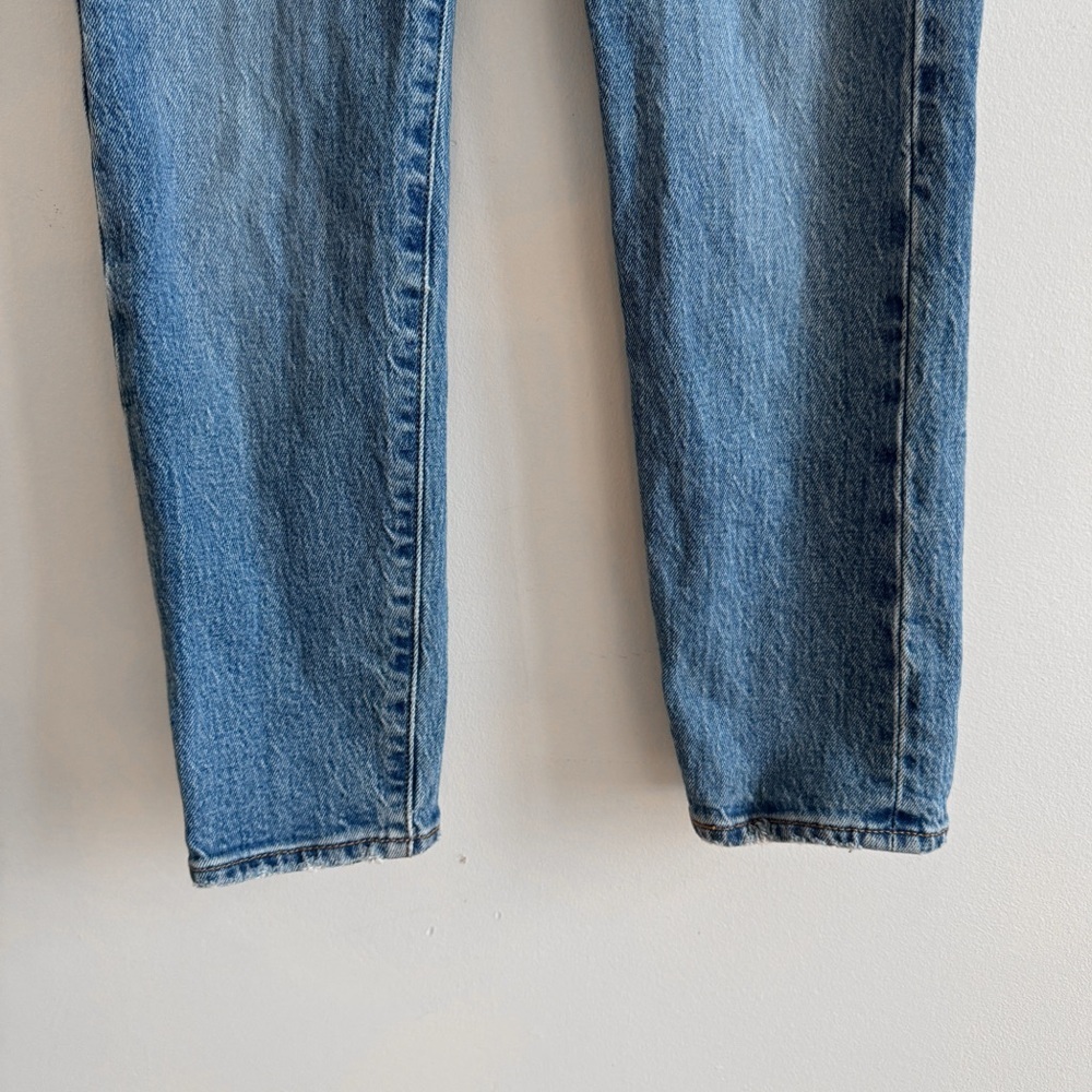 LEVI’S • Wedgie Icon Fit in These Dreams - Picture 8 of 13